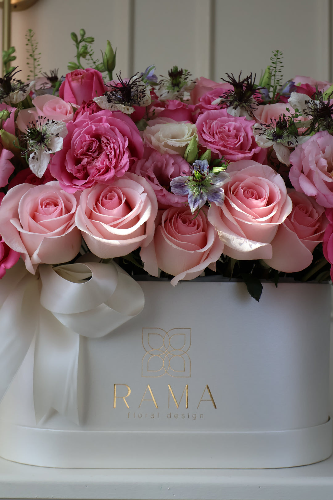 Girlfriend's Day Ivory Box — Garden Roses & Lisianthus