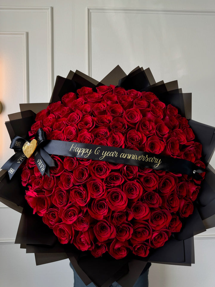 100 Red Roses Bouquet with Custom Banner